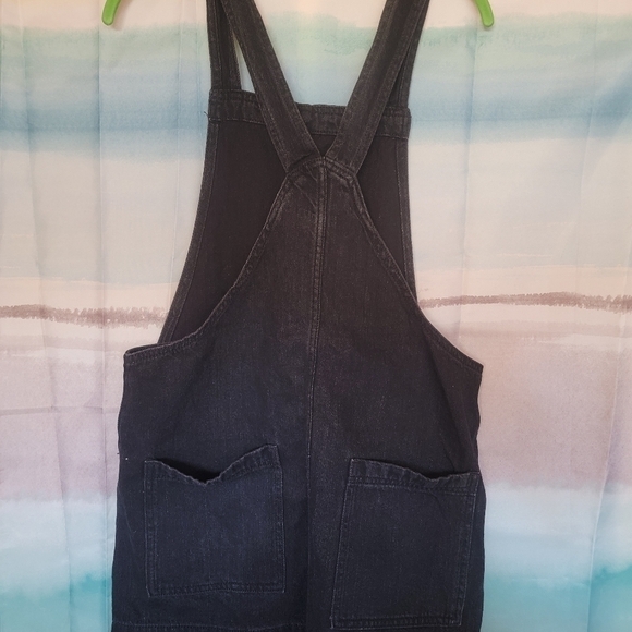 Over all dress - Picture 2 of 3